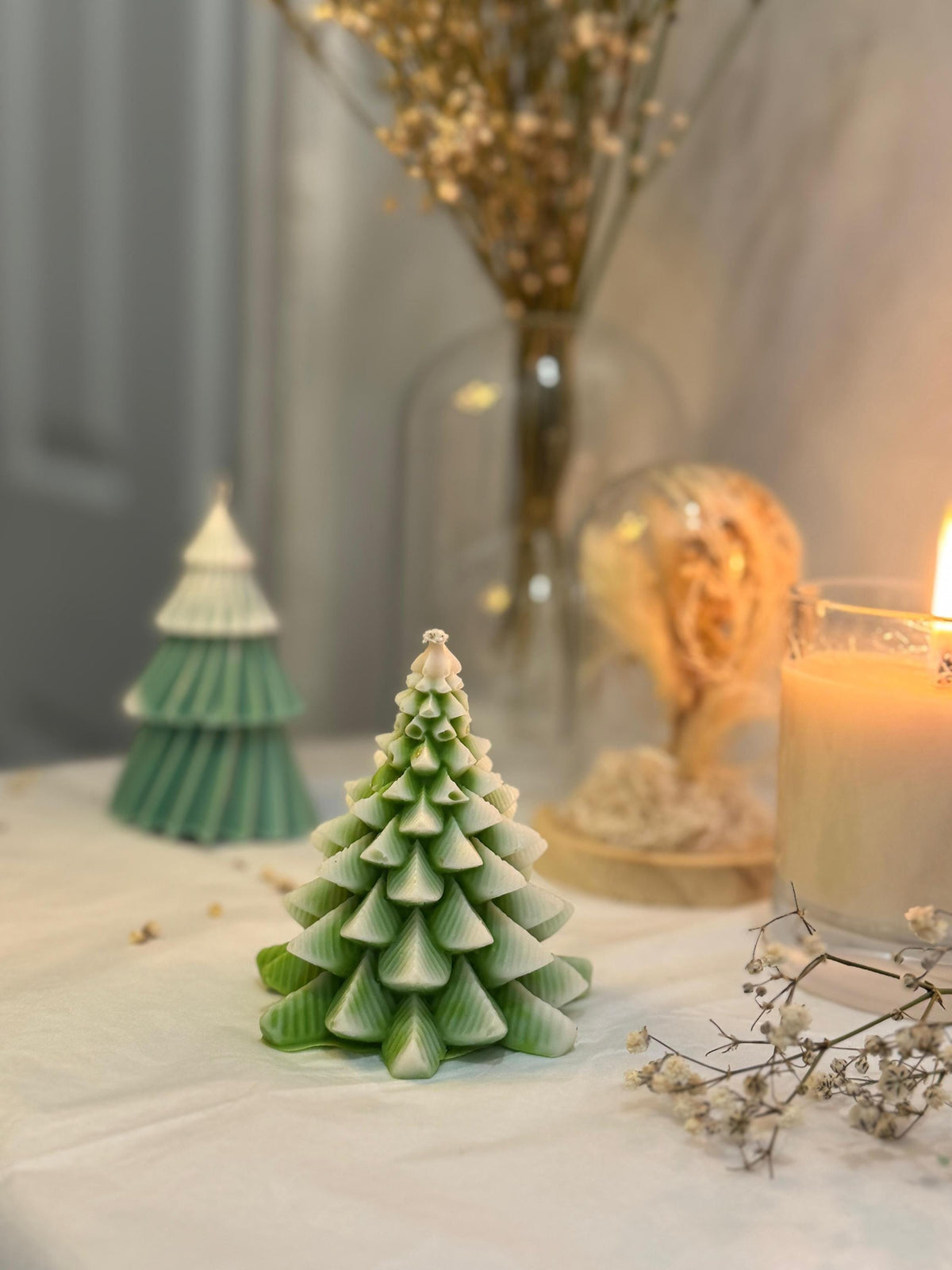 Christmas Tree Candle – Hand-Poured Soy Wax Candle | Festive Pine Scent | Holiday Decor | Gift | Holidays