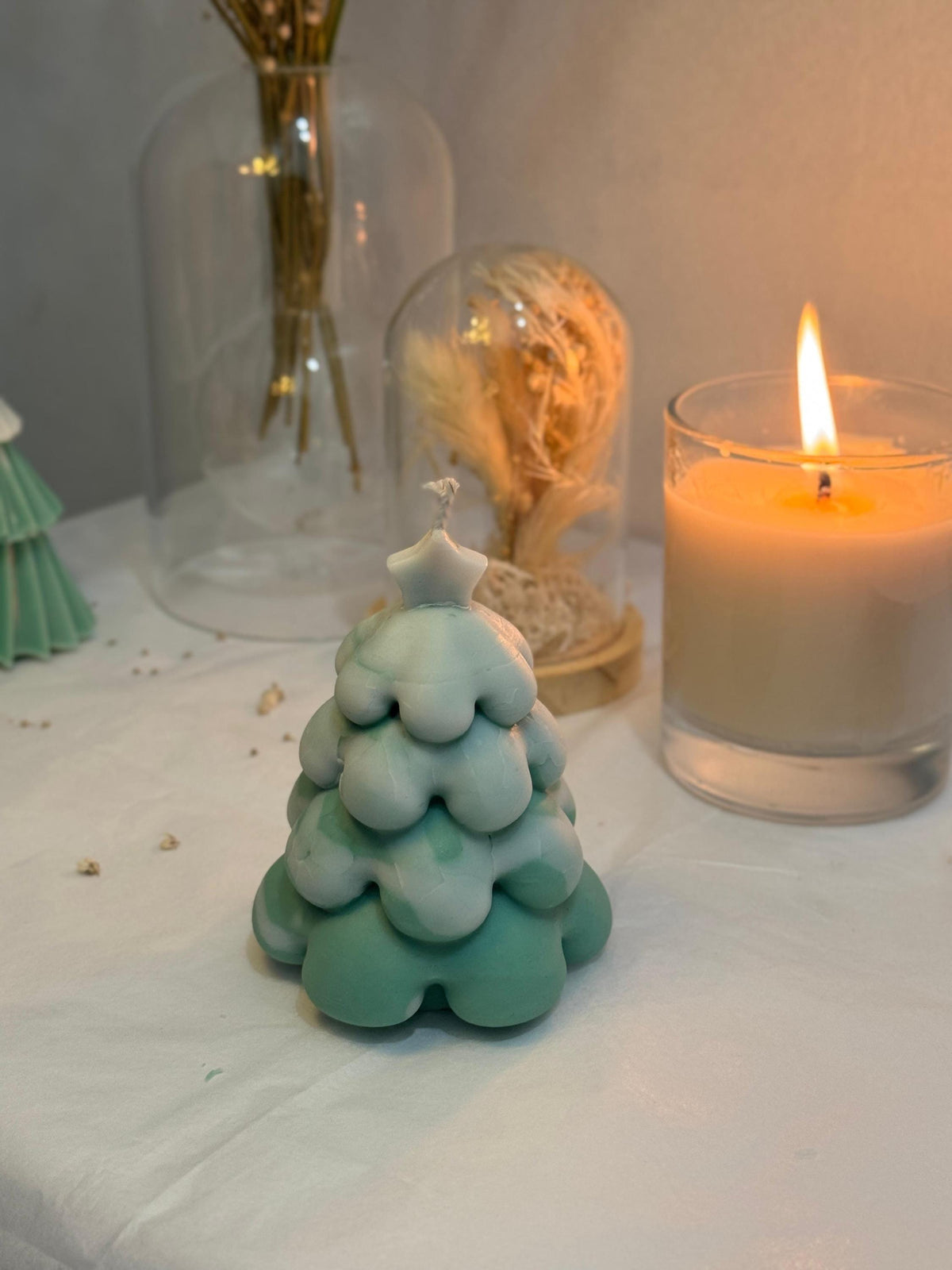 Christmas Tree Candle – Hand-Poured Soy Wax Candle | Festive Pine Scent | Holiday Decor | Gift | Holidays