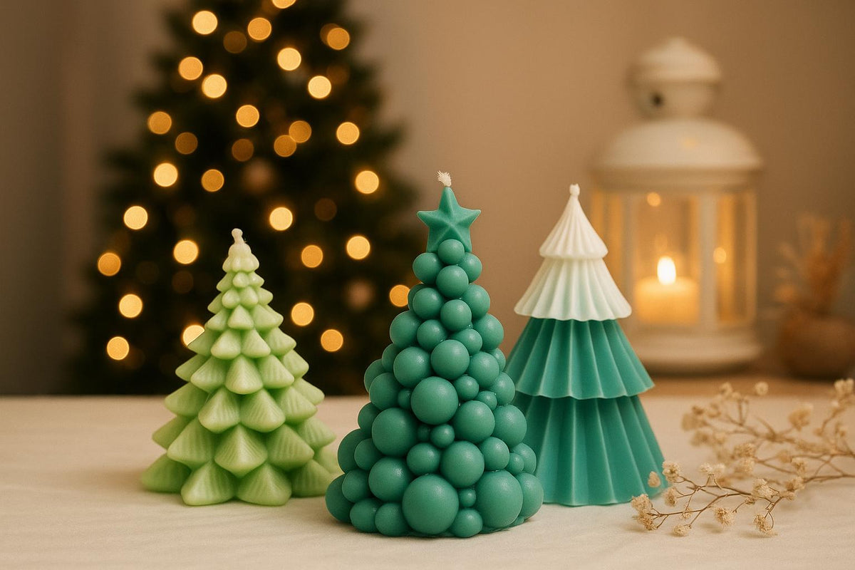 Christmas Tree Candle – Hand-Poured Soy Wax Candle | Festive Pine Scent | Holiday Decor | Gift | Holidays