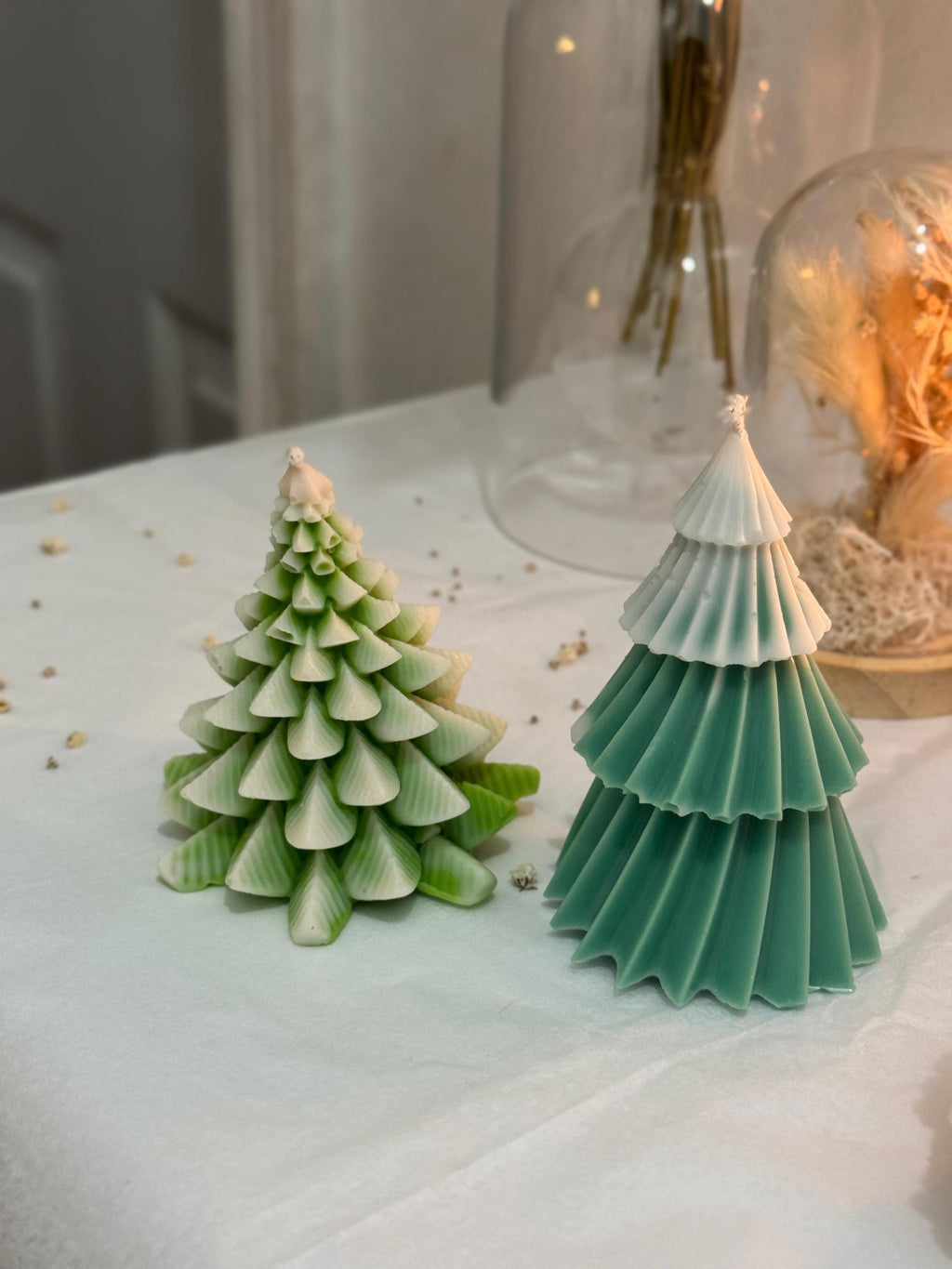 Christmas Tree Candle – Hand-Poured Soy Wax Candle | Festive Pine Scent | Holiday Decor | Gift | Holidays