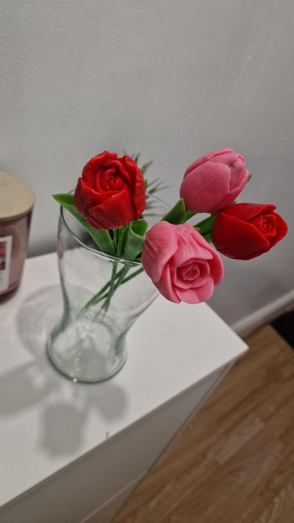 Handmade Tulip & Rose Wax Melts Bouquet: Unique Floral Home Fragrance